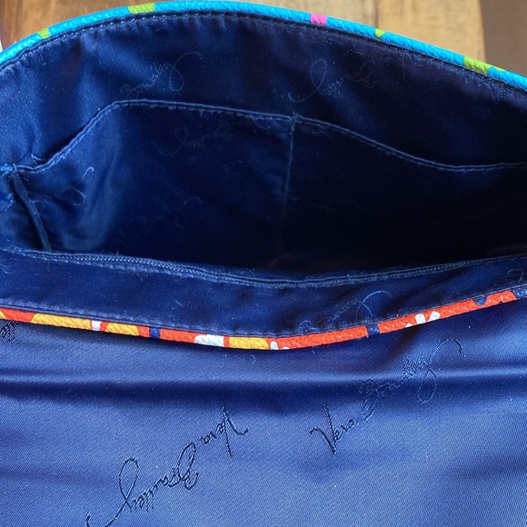 Vera Bradley Rio Stripe Magnetic Flap Crossbody Purse & Rio Stripe Zip Wristlet - Picture 7 of 16